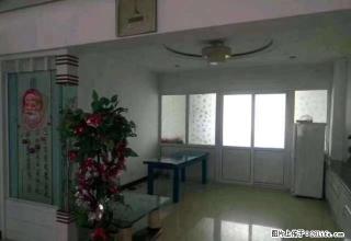 二中附近三室两厅中间楼层南北通透 带简单家具业主诚心出租 - 庆阳28生活网 qingyang.28life.com