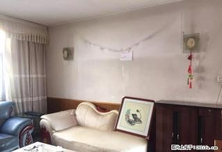真实照片 团结上学房 2楼 带家具 月租1500元水电暖齐全 - 庆阳28生活网 qingyang.28life.com